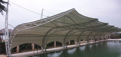 张拉膜车棚的质量应该如何判断？